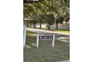 5129 EAGLESMERE DRIVE, ORLANDO, FL 32819 - MLS#MFRO6373838