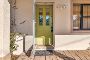 1021 HOLLYWOOD AVENUE, EUSTIS, FL 32726 - MLS#MFRO6373883