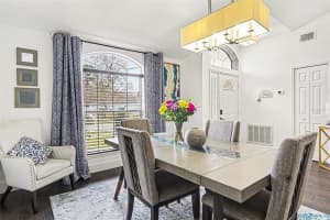 4040 FOREST ISLAND DRIVE, ORLANDO, FL 32826 - MLS#MFRO6374015