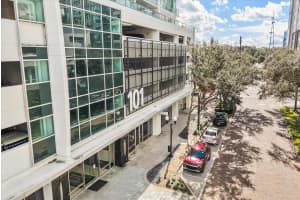 101 EOLA DRIVE, ORLANDO, FL 32801 - MLS#MFRO6374020