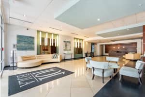 101 EOLA DRIVE, ORLANDO, FL 32801 - MLS#MFRO6374020