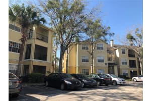 2674 ROBERT TRENT JONES DRIVE, ORLANDO, FL 32835 - MLS#MFRO6374257