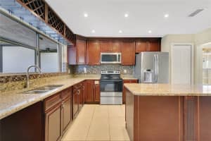 3217 CASTLE OAK AVENUE, ORLANDO, FL 32808 - MLS#MFRO6374268