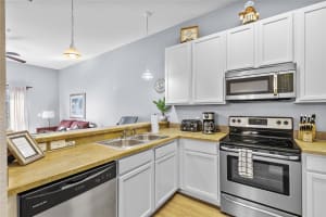 608 RUM RUN, DAVENPORT, FL 33897 - MLS#MFRO6374284