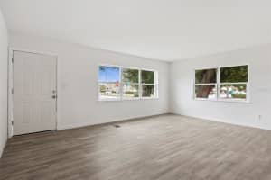 4322 LANCASHIRE LANE, ORLANDO, FL 32812 - MLS#MFRO6374303