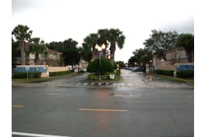 495 LAS CORTES LANE, ORLANDO, FL 32824 - MLS#MFRO6374314