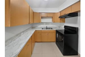 4202 CROMWELL DRIVE, TAMPA, FL 33610 - MLS#MFRO6374465