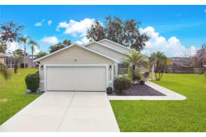 1367 WILLOW CREST DR, CLERMONT, FL 34711 - MLS#MFRO6374594