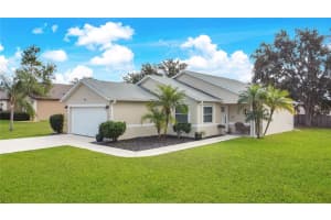 1367 WILLOW CREST DR, CLERMONT, FL 34711 - MLS#MFRO6374594