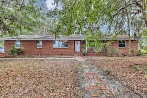 157 STATE ROAD 20, PALATKA, FL 32177 - MLS#MFRO6374599