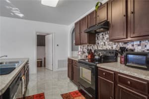 521 NOVA DRIVE, DAVENPORT, FL 33837 - MLS#MFRO6374707