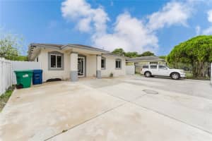 810 Nw 112th St, MIAMI
