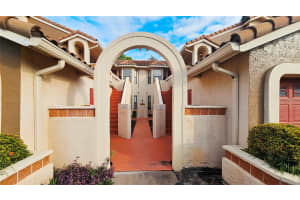 7805 SUGAR BROOK COURT, ORLANDO, FL 32819 - MLS#MFRO6374810