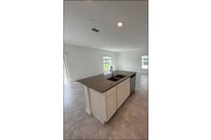 323 HEROIC ROAD, DAVENPORT, FL 33837 - MLS#MFRO6374823