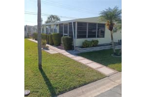 810 49TH AVENUE, BRADENTON, FL 34207 - MLS#MFRO6375000