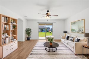 733 CHATHAM WALK DRIVE, RUSKIN, FL 33570 - MLS#MFRO6375015