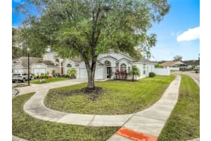 421 LEXINGDALE DRIVE, ORLANDO, FL 32828 - MLS#MFRO6375098