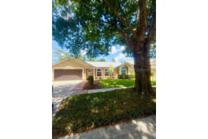 10936 DEARDEN CIRCLE, ORLANDO, FL 32817 - MLS#MFRO6375176