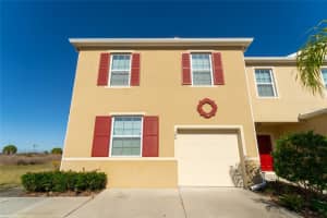 280 Arbor Lakes Dr, DAVENPORT