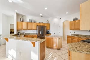 332 BURFORD CIRCLE, DAVENPORT, FL 33896 - MLS#MFRO6375252