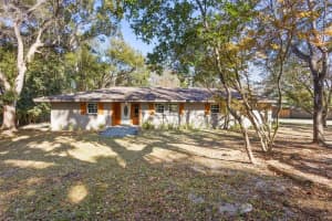 1385 E Taylor Rd, DELAND