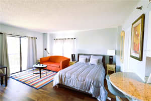 6165 CARRIER DRIVE, ORLANDO, FL 32819 - MLS#MFRO6375355