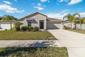 292 Pineywoods St, ST CLOUD