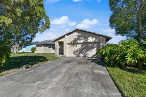 2317 WOODLEAF COURT, ORLANDO, FL 32837 - MLS#MFRO6375540