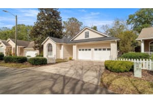 9428 SW 39TH AVENUE, GAINESVILLE, FL 32608 - MLS#MFRO6375561