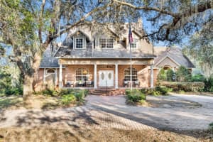641 PINE HILL BOULEVARD, GENEVA, FL 32732 - MLS#MFRO6375566