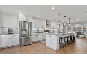 517 WHISPERWOOD DRIVE, LONGWOOD, FL 32779 - MLS#MFRO6375742