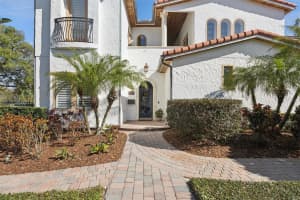 2059 WOODLAWN DRIVE, ORLANDO, FL 32803 - MLS#MFRO6375744