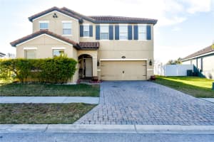 2269 BELLA LUNA CIRCLE, LAKELAND, FL 33810 - MLS#MFRO6375747