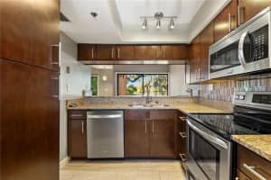 974 MICHIGAN STREET, ORLANDO, FL 32806 - MLS#MFRO6375913