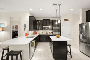 2709 TREE MEADOW LOOP, APOPKA, FL 32712 - MLS#MFRO6375955