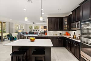 2709 TREE MEADOW LOOP, APOPKA, FL 32712 - MLS#MFRO6375955