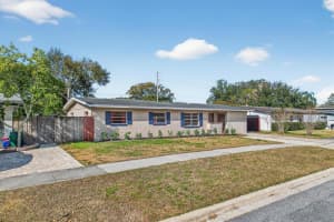 1704 LARKIN AVENUE, ORLANDO, FL 32812 - MLS#MFRO6375985