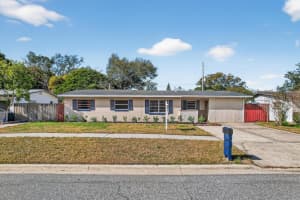 1704 LARKIN AVENUE, ORLANDO, FL 32812 - MLS#MFRO6375985