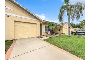 3202 QUEEN PALMS COURT, KISSIMMEE, FL 34747 - MLS#MFRO6376035