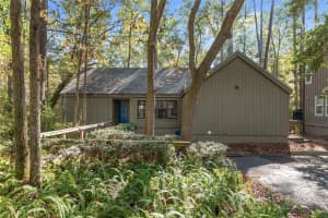 8305 46TH LANE, GAINESVILLE, FL 32608 - MLS#MFRO6376052