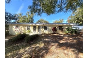 842 LAKE AVENUE, CLERMONT, FL 34711 - MLS#MFRO6376233