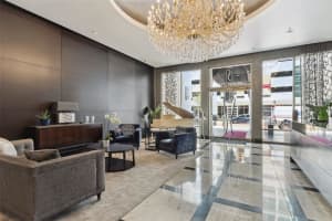 100 EOLA DRIVE, ORLANDO, FL 32801 - MLS#MFRO6376320