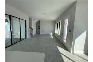 427 VILLA DOMANI WAY, DAVENPORT, FL 33896 Sold 03/01/26