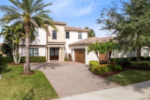 10331 MIDDLEWICH DRIVE, ORLANDO, FL 32832 - MLS#MFRO6376365