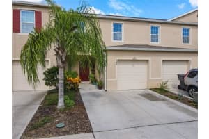 244 Arbor Lakes Dr, DAVENPORT