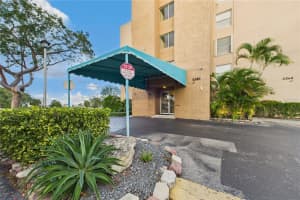 5280 2ND AVENUE, BOCA RATON, FL 33487 - MLS#MFRO6376382