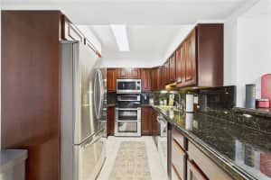 5280 2ND AVENUE, BOCA RATON, FL 33487 - MLS#MFRO6376382