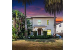 681 Overspin Dr, WINTER PARK