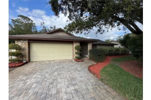 8213 Lost Lake Dr, ORLANDO