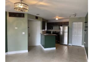 1916 LAKE ATRIUMS CIRCLE, ORLANDO, FL 32839 - MLS#MFRO6376532